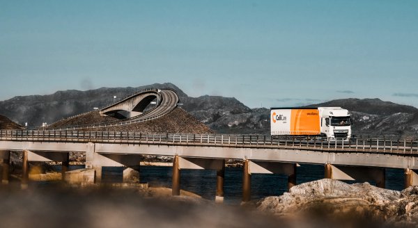 road_freight_COL_07841